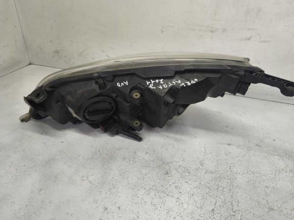 PHARE DROIT OPEL - Vue 2